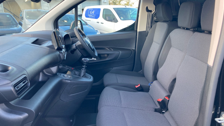 Vauxhall Combo Cargo Combo Diesel 1.5 Turbo D 100ps Pro H1 Van